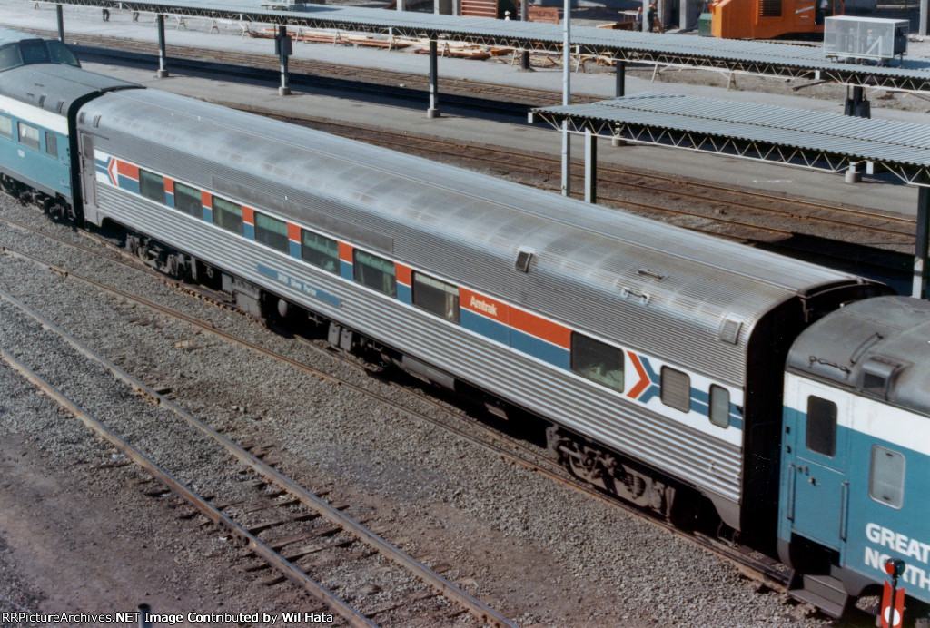 Amtrak Coach-Snack Bar 3920 "Silver Parlor"